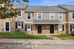 7 Yorktown Ct, Blue Bell, PA 19422 - Photo 1