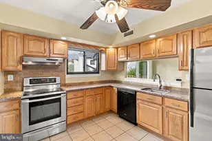 607 Freedom Cir, Harleysville, PA 19438 - Photo 11