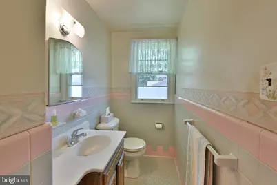 823 Longstreth Avenue, Jenkintown, PA 19046 - Photo 17