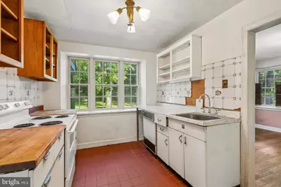 391 E Montgomery Avenue, Wynnewood, PA 19096 - Photo 11