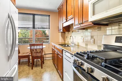 7900 Old York Road #302B, Elkins Park, PA 19027 - Photo 17