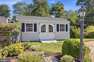 2081 Stewart Dr, Hatfield, PA 19440 - Photo 33