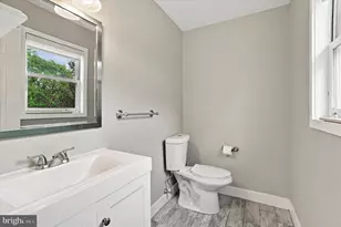 1484 Sumneytown Pike, Lansdale, PA 19446 - Photo 17