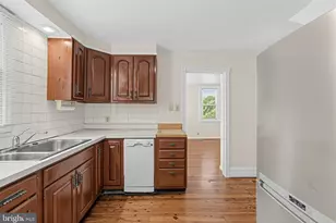 881 Rock Ln, Elkins Park, PA 19027 - Photo 11