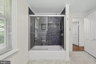 881 Rock Ln, Elkins Park, PA 19027 - Photo 23