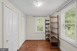 881 Rock Ln, Elkins Park, PA 19027 - Photo 19