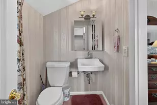 112 Redford Rd, Oreland, PA 19075 - Photo 9