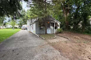 211 Perkiomen Ave, Phoenixville, PA 19460 - Photo 3
