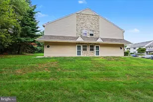 903 Horseshoe Dr, Royersford, PA 19468 - Photo 1