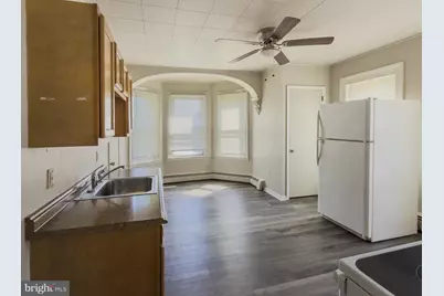 476 N Charlotte Street #2, Pottstown, PA 19464 - Photo 3