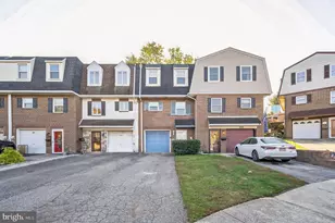 127 Sutcliffe Ln, Conshohocken, PA 19428 - Photo 1