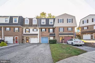 127 Sutcliffe Ln, Conshohocken, PA 19428 - Photo 1