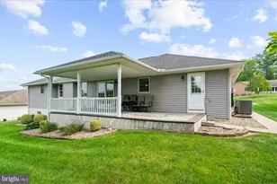 2395 Magnolia Dr, Gilbertsville, PA 19525 - Photo 35