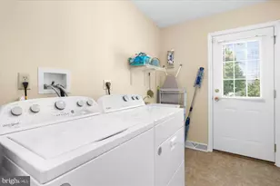 2395 Magnolia Dr, Gilbertsville, PA 19525 - Photo 13