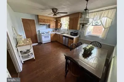 2527 Springview Road, Norristown, PA 19401 - Photo 5