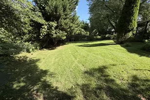 2527 Springview Rd, Norristown, PA 19401 - Photo 17