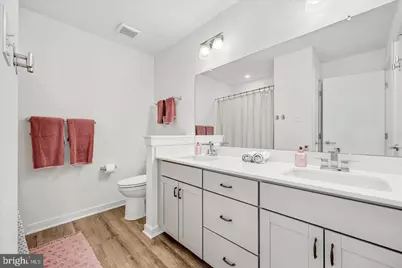 919 Riverplace Drive, Conshohocken, PA 19428 - Photo 13