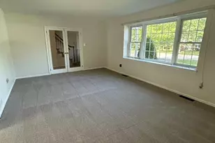 1 Embassy Cir, Norristown, PA 19403 - Photo 7