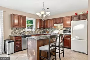 270 Washington Ct, Trappe, PA 19426 - Photo 7