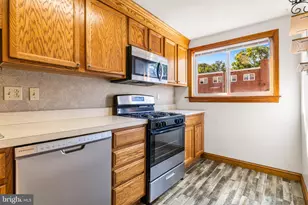 222 E Park Ave, Ambler, PA 19002 - Photo 11