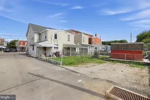 108 W 5th St, Bridgeport, PA 19405 - Photo 3