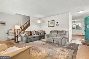 1800 Dartmouth Dr, Norristown, PA 19401 - Photo 5