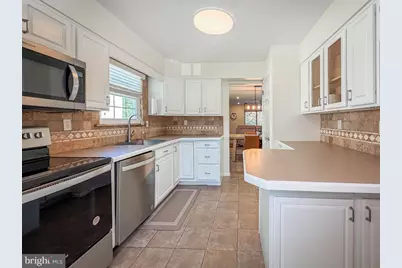 800 Seminole Gardens, Ambler, PA 19002 - Photo 13
