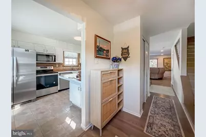 800 Seminole Gardens, Ambler, PA 19002 - Photo 5