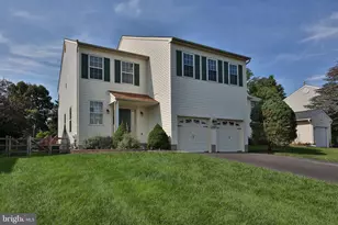 717 Queen Rd, Collegeville, PA 19426 - Photo 1