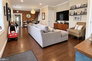 811 E Hector St, Conshohocken, PA 19428 - Photo 3