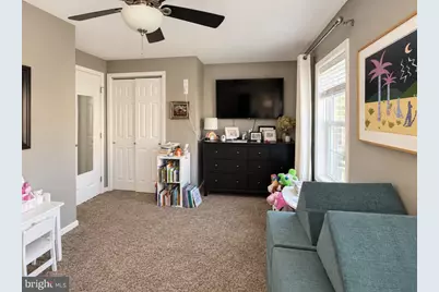 811 E Hector Street, Conshohocken, PA 19428 - Photo 11
