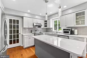 1840 Meredith Ln, Blue Bell, PA 19422 - Photo 9