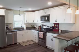 8 Laurel Ln, Plymouth Meeting, PA 19462 - Photo 3
