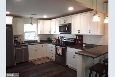 8 Laurel Lane, Plymouth Meeting, PA 19462 - Photo 3