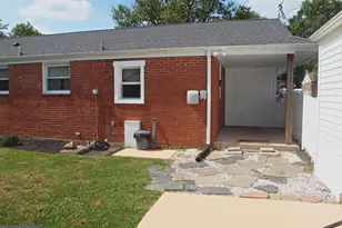 8 Laurel Ln, Plymouth Meeting, PA 19462 - Photo 27