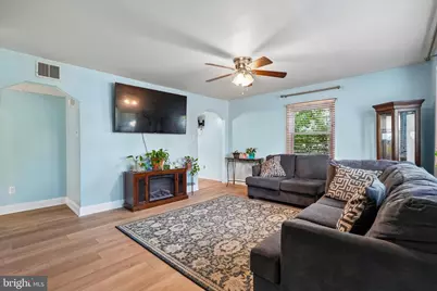 130 West Avenue, Elkins Park, PA 19027 - Photo 3