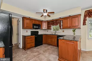 553 Paterno Dr, Harleysville, PA 19438 - Photo 25