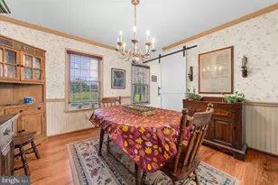 3149 Middle Creek Rd, Gilbertsville, PA 19525 - Photo 9