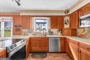 3149 Middle Creek Rd, Gilbertsville, PA 19525 - Photo 21