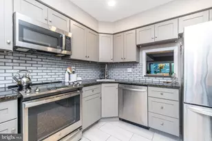 51 Twin Brooks Dr, Willow Grove, PA 19090 - Photo 7