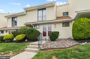 2402 Elm Cir, Lansdale, PA 19446 - Photo 1