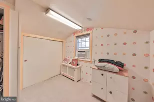 410 Continental Rd, Hatboro, PA 19040 - Photo 77