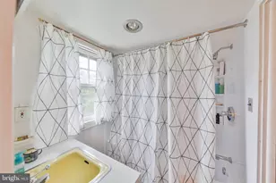 410 Continental Rd, Hatboro, PA 19040 - Photo 73