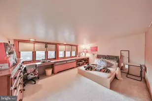 410 Continental Rd, Hatboro, PA 19040 - Photo 65