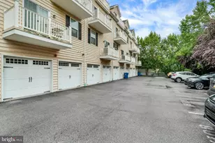 807 Spring Mill Ave, Conshohocken, PA 19428 - Photo 35