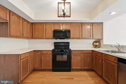 642 New Market Drive, Souderton, PA 18964 - Photo 5