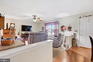 115 Quince Dr, Telford, PA 18969 - Photo 5
