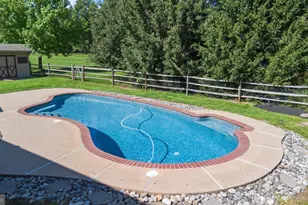 35 Pine Tree Dr, Royersford, PA 19468 - Photo 19