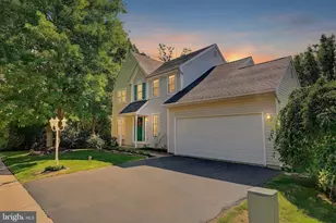 705 Buttonwood Dr, Royersford, PA 19468 - Photo 1