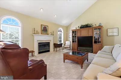 583 Oakmont Drive E, Telford, PA 18969 - Photo 11